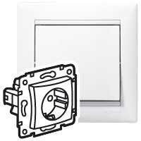 Розетка 1-м СП Valena 16А IP21 2P+E с заземл. немецк. стандарт механизм бел. (DIY-упак.) IEK 694280 - УПС инжиниринг